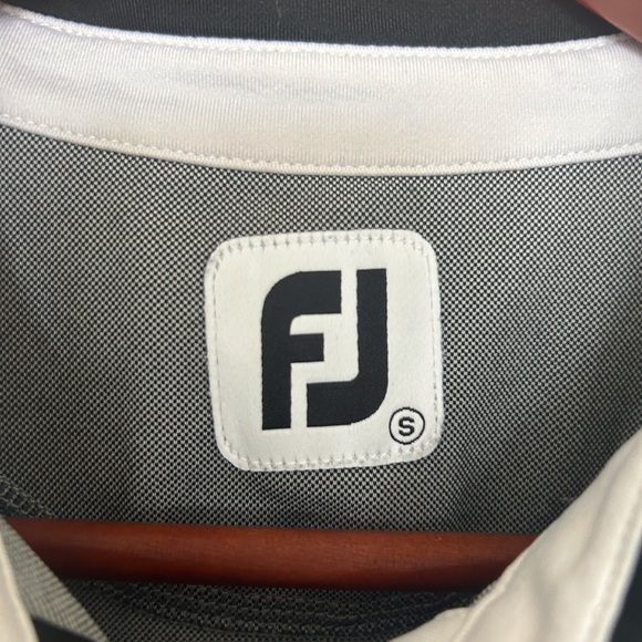 FootJoy Women's Gray Polo with White and Black Trim - Picture 2 of 2